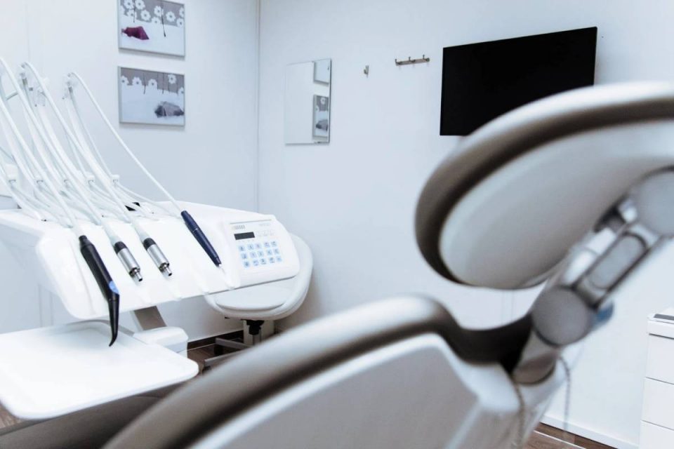 HOW LONG DOES A DENTAL CLEANING TAKE